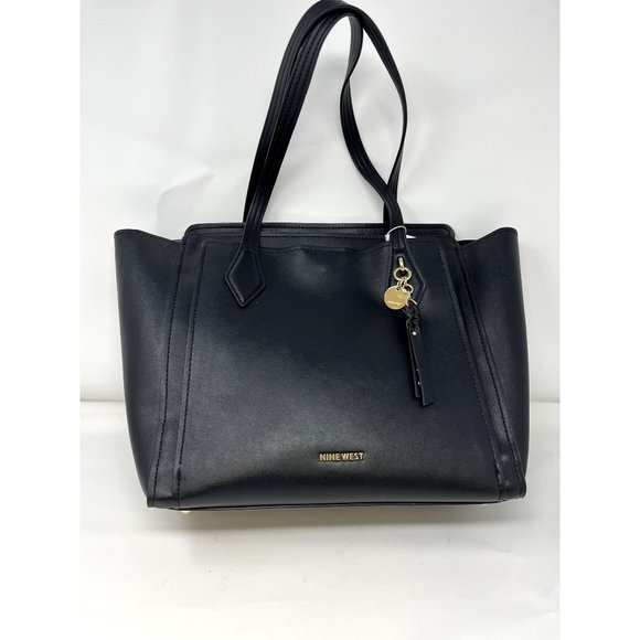 Nine West Handbags - Nine West Vega Leather Tote
